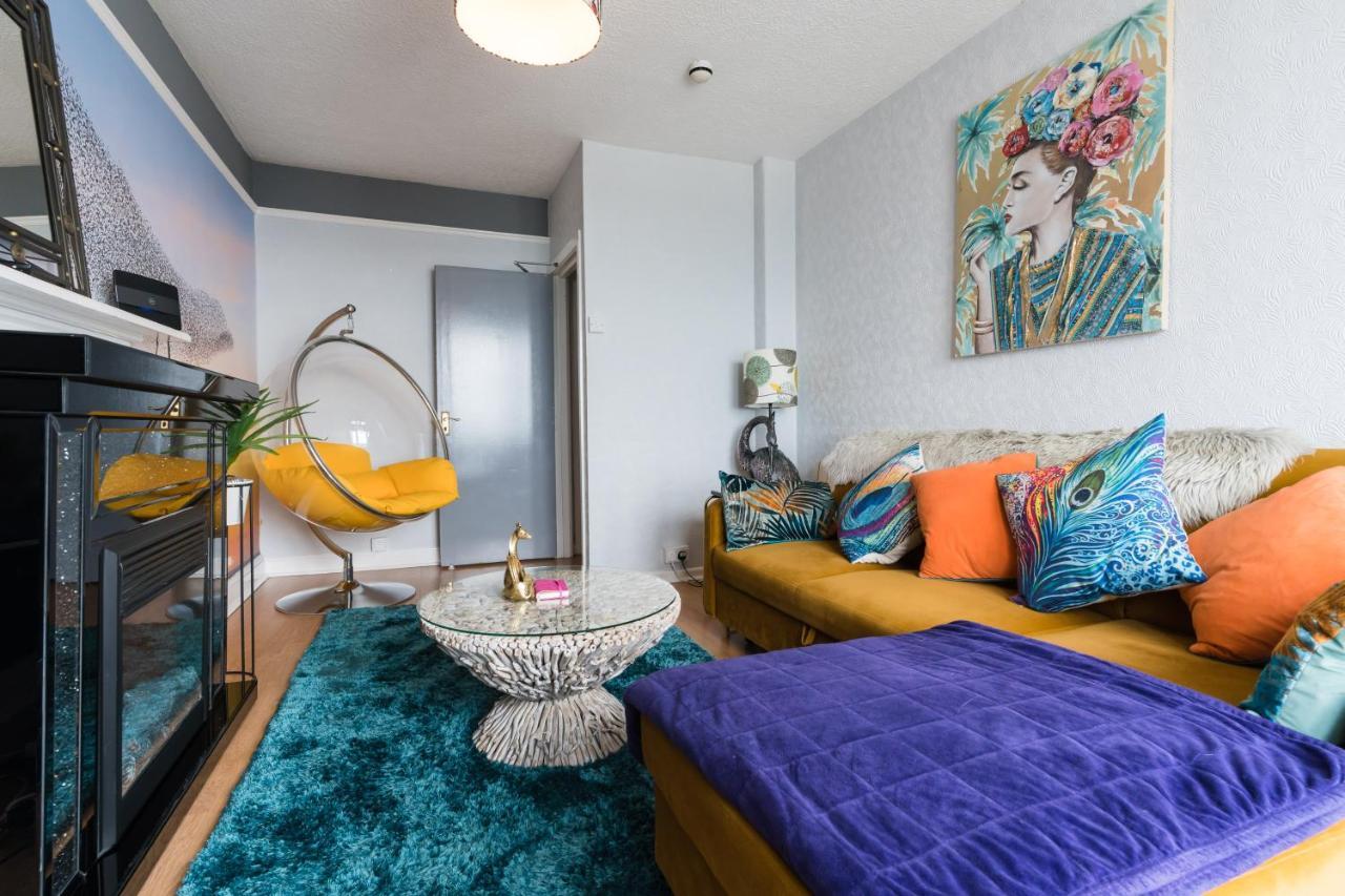 Starling View Boutique Stunning Seafront View Apartment Aberystwyth Bagian luar foto