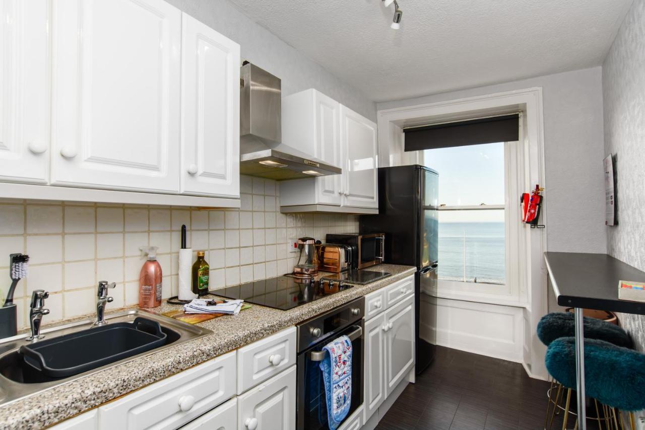 Starling View Boutique Stunning Seafront View Apartment Aberystwyth Bagian luar foto